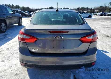 2013 Ford Focus S из США, поврежденный, VIN 1FADP3E28DL360054